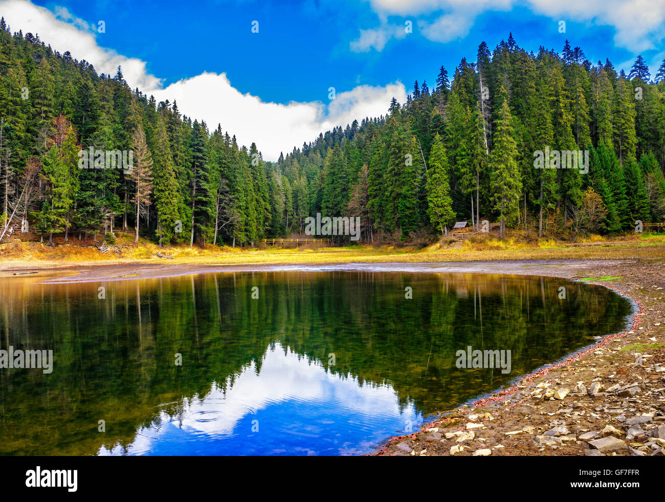 Crystal clear lake hi-res stock photography and images - Alamy