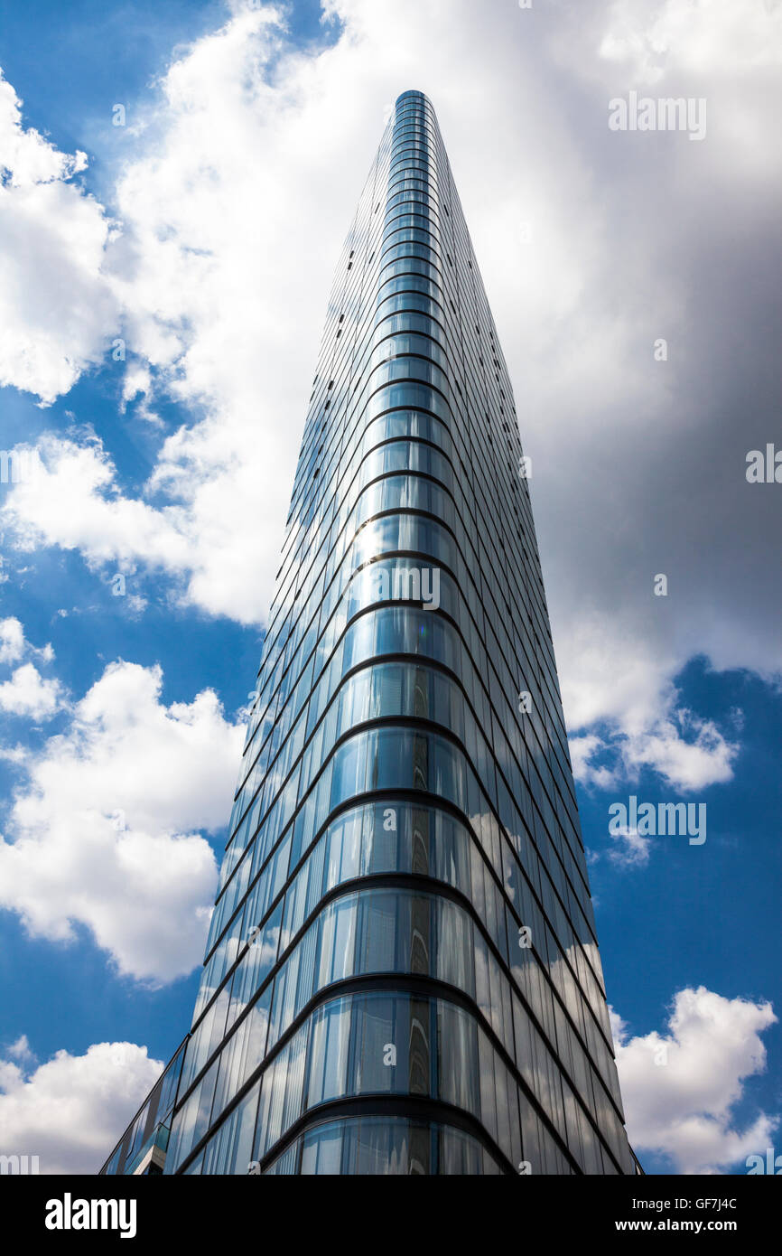 23rd July 2016 - new residential tower Lexicon in Old Street Stock Photo