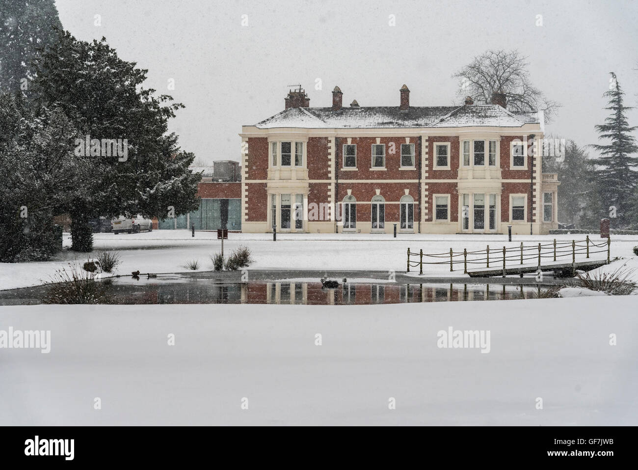 The Doubletree Hilton hotel near Chester in a snowfall. Stock Photo