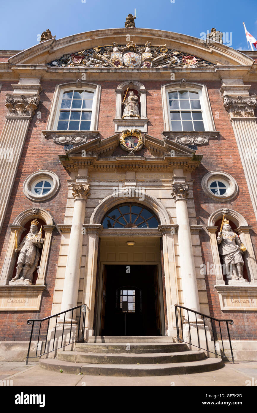 The front facade exterior of the Guildhall / Worcester Guildhall (town ...