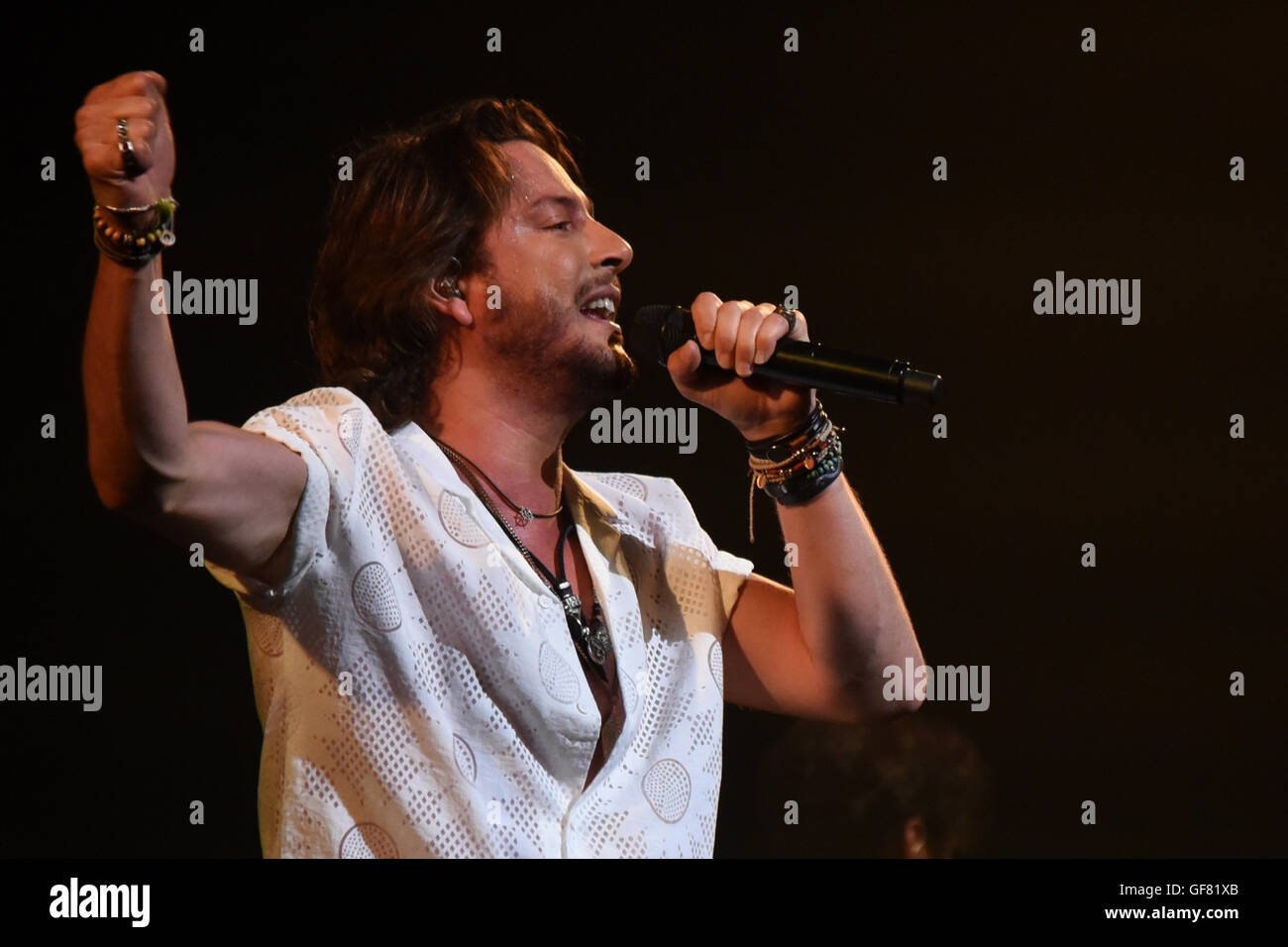 Madrid, Spain. 28th July, 2016. The Spanish singer-songwriter Manuel Carrasco, 35 years-old, pictured during his concert at Teatro Real in Madrid. © Jorge Sanz/Pacific Press/Alamy Live News Stock Photo