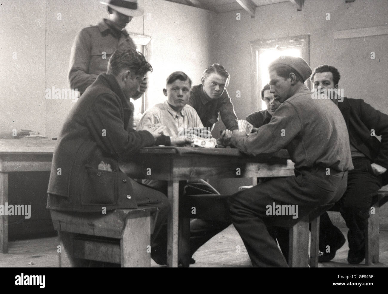 1930s, historical, soldiers playing cards, USA Stock Photo - Alamy