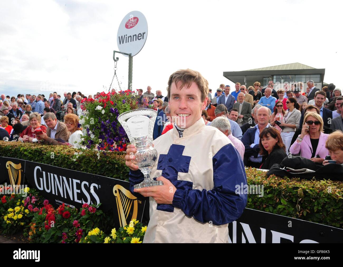 Jockey leigh roche hi-res stock photography and images - Alamy
