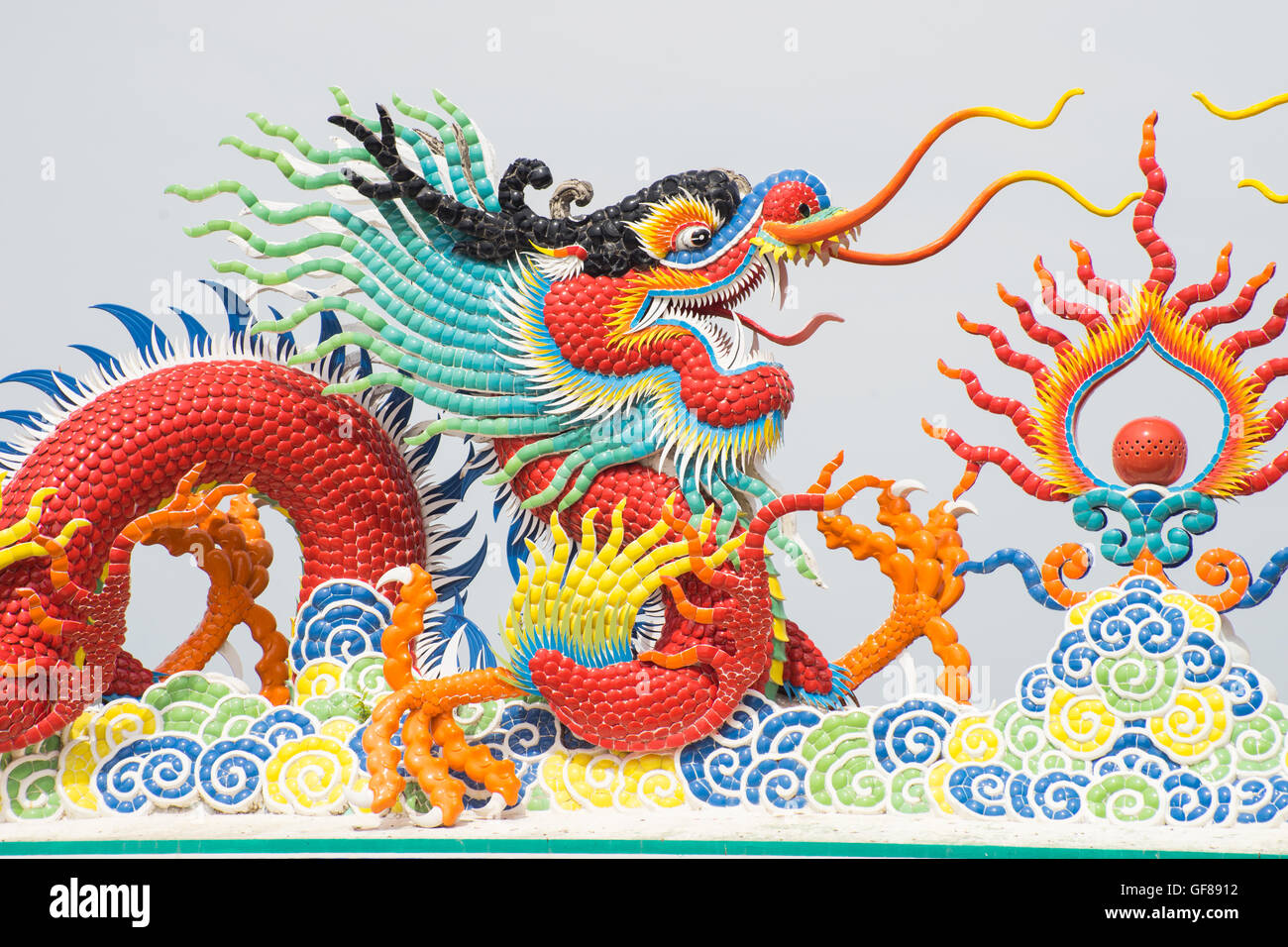 Ancient chinese taoism fengshui hi-res stock photography and images - Alamy