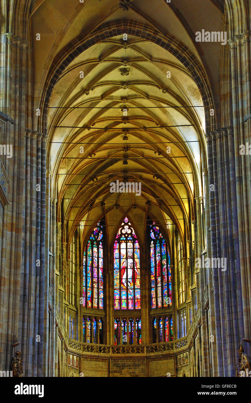 Stained glass windows and vaulted ceiling of the nave of St. Vitus Cathedral, Prague Castle Complex, Prague, Czech Republic Stock Photo