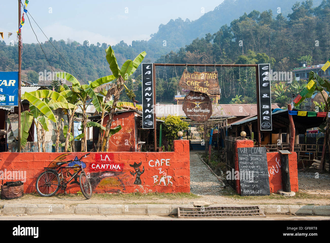 Nepal, Pokhara, cafè Stock Photo Alamy