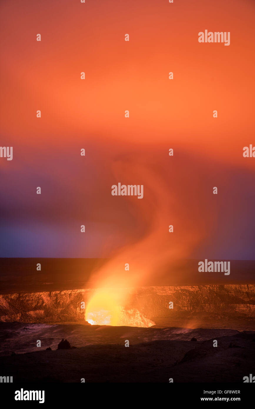 Hawaii volcano steam vent hi-res stock photography and images - Alamy