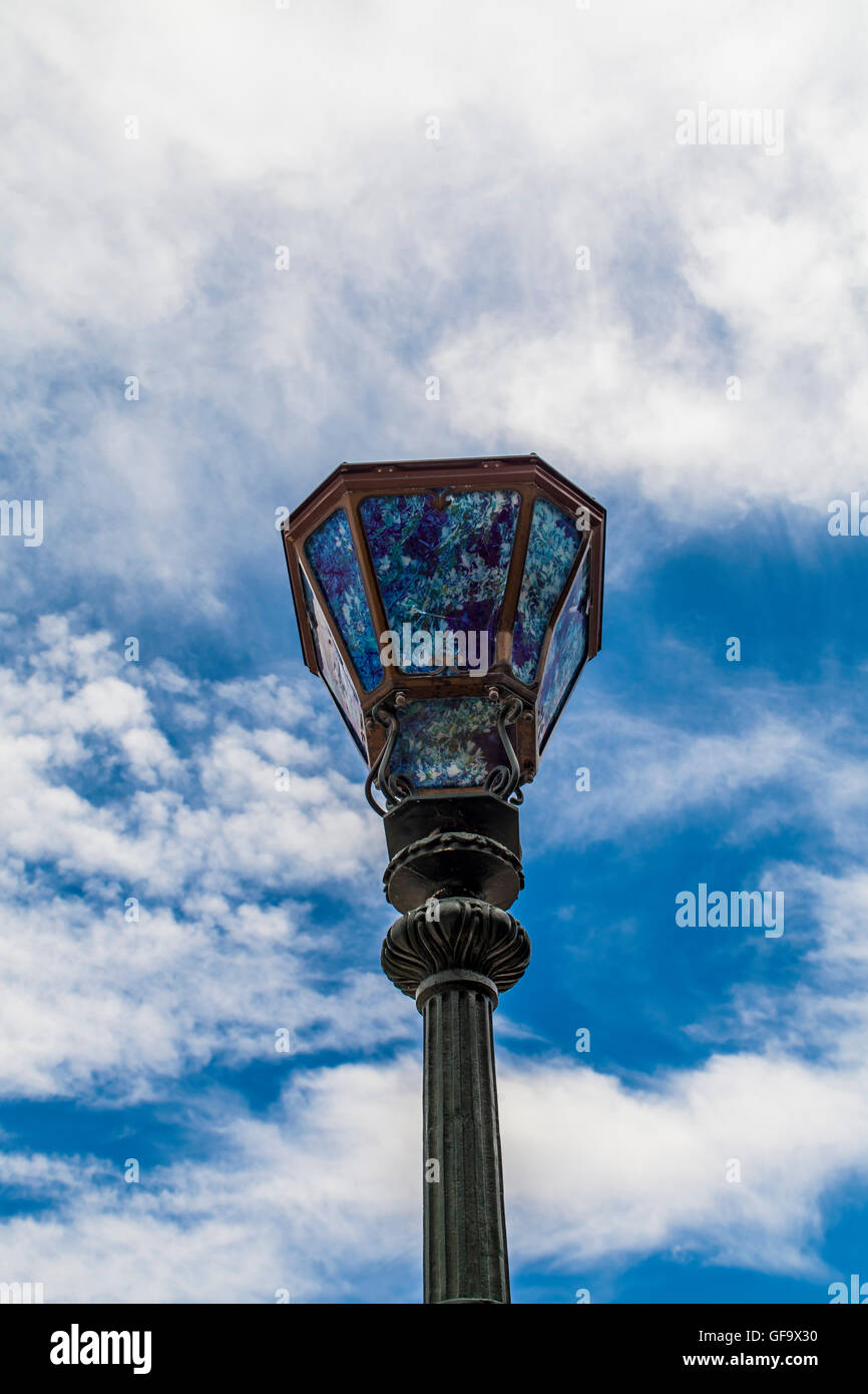 Traditional street lamp hi-res stock photography and images - Alamy
