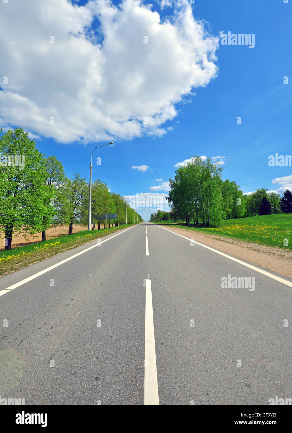 Road highway sky view hi-res stock photography and images - Alamy