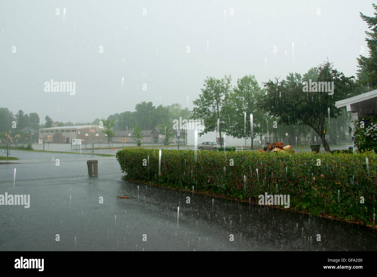 Torrent rain hi-res stock photography and images - Alamy
