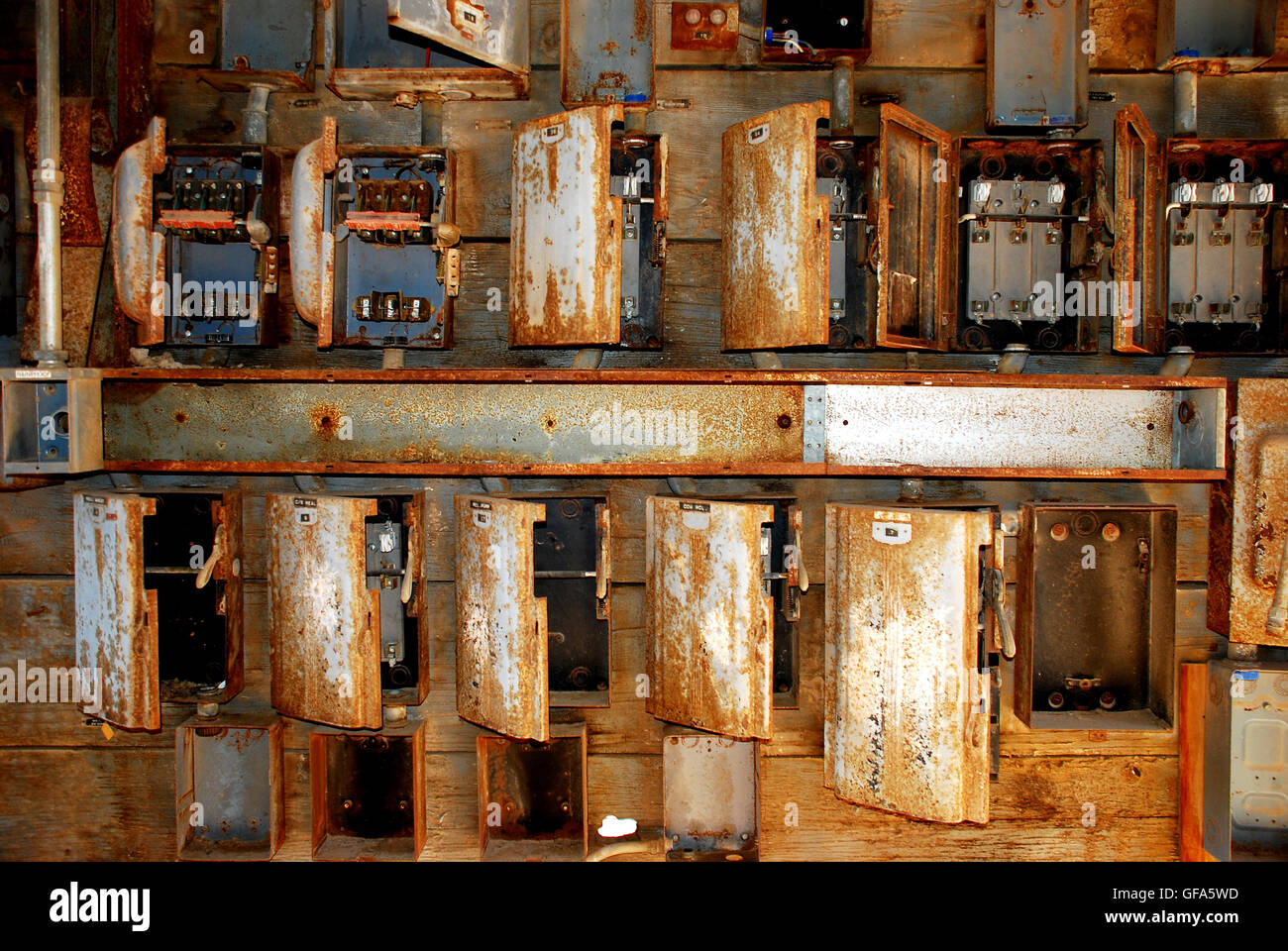 Old fuse boxes hires stock photography and images Alamy