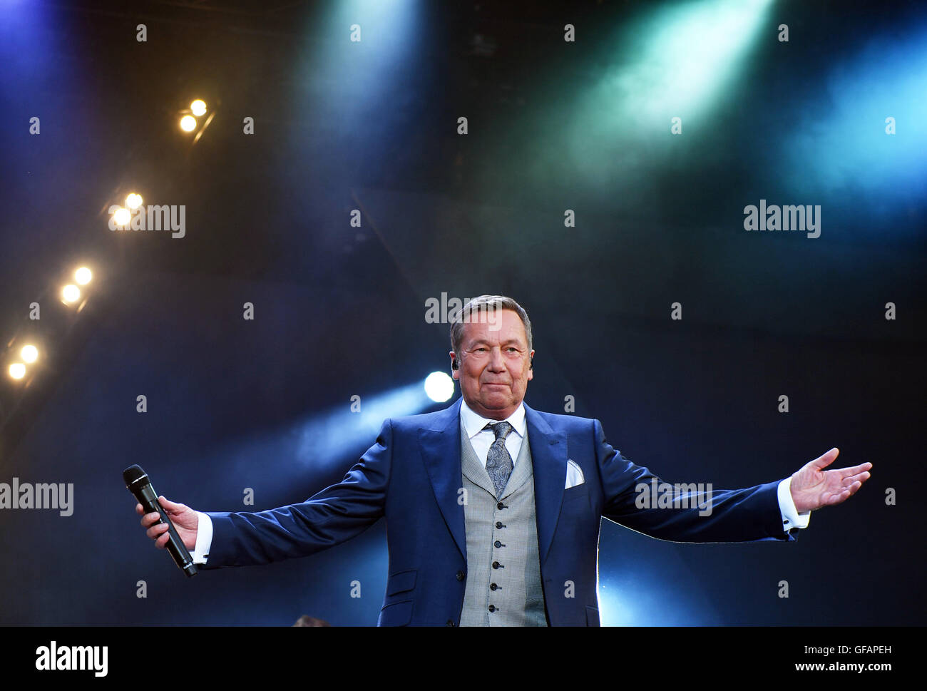 The cult concert photo hi-res stock photography and images - Alamy