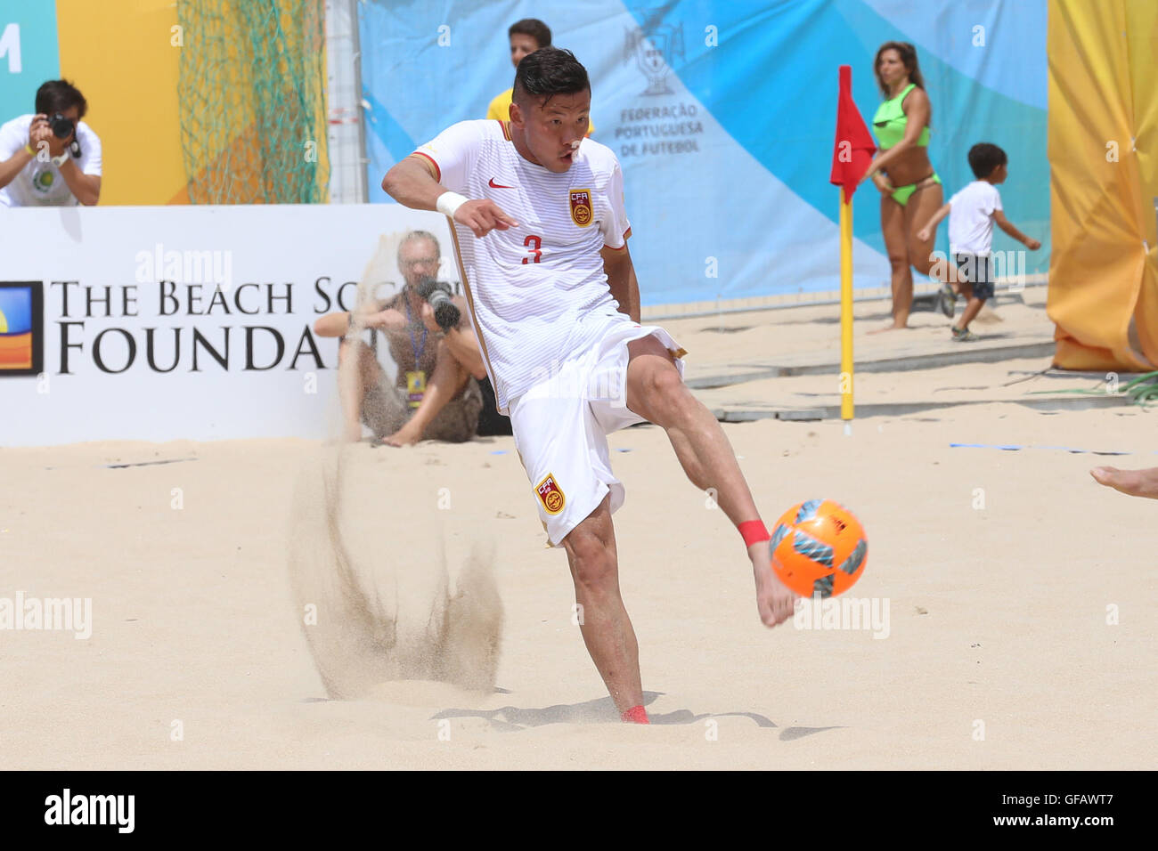 Cascais, Portugal. 30th July, 2016. China's midfielder Liu Y S (3) shoots at goal Credit:  Alexandre de Sousa/Alamy Live News Stock Photo