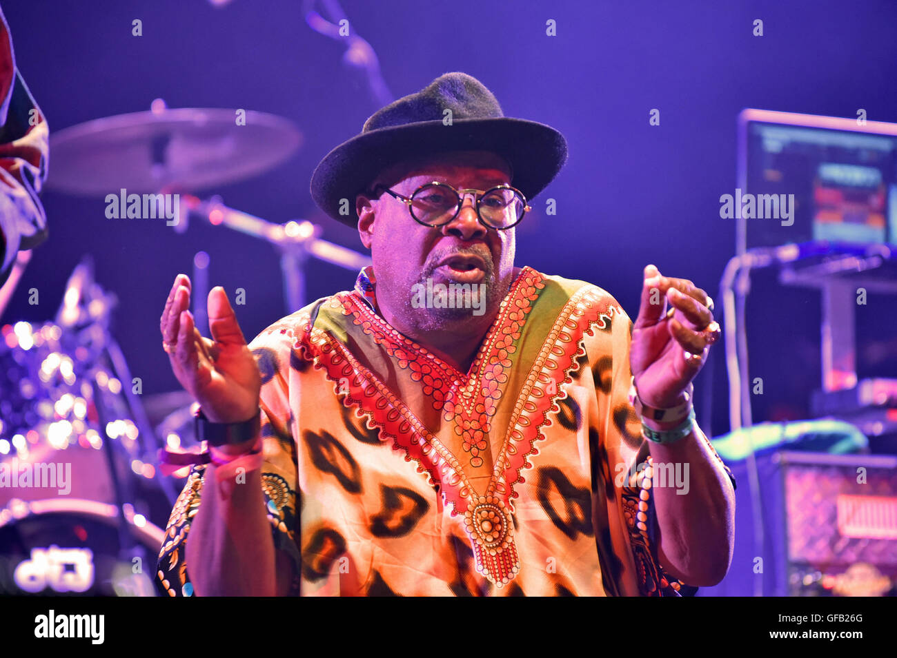 Charlton Park, Wiltshire, UK. 30th July, 2016. Womad Festival Charlton Park Wiltshire. George Clinton Parliament Funkadelic performing in the Main Stage. Credit:  charlie bryan/Alamy Live News Stock Photo