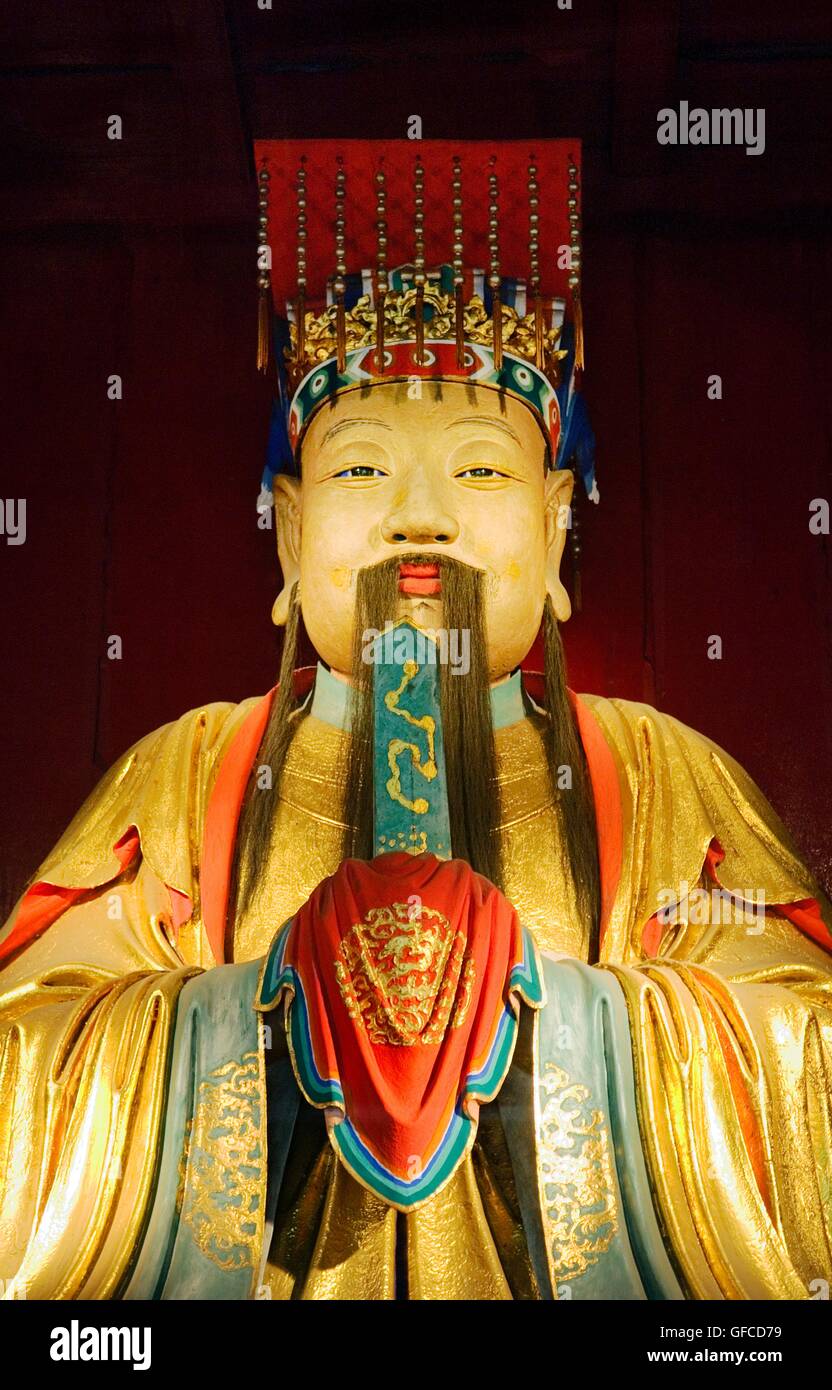 Wu Hou Shrine, Chengdu, Sichuan, China. Statue of Liu Bei army commander and founder of the Shu Kingdom. Statue made in 1672 Stock Photo