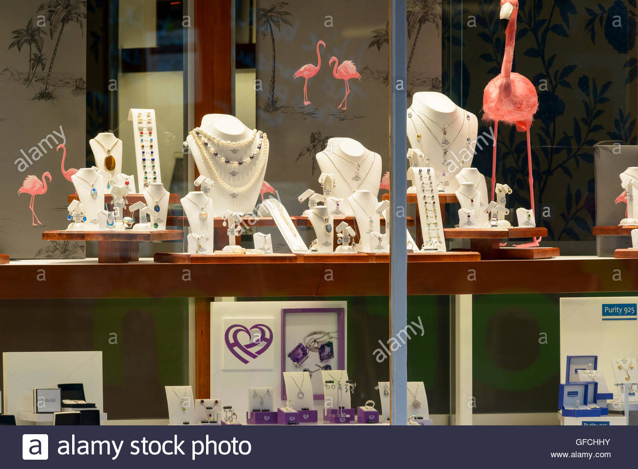 Jewelers Stores High Resolution Stock Photography and Images Alamy