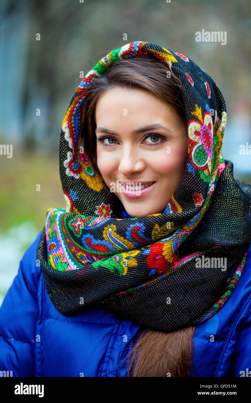 https://c8.alamy.com/comp/GFD51M/russian-beauty-woman-in-the-national-patterned-shawl-GFD51M.jpg