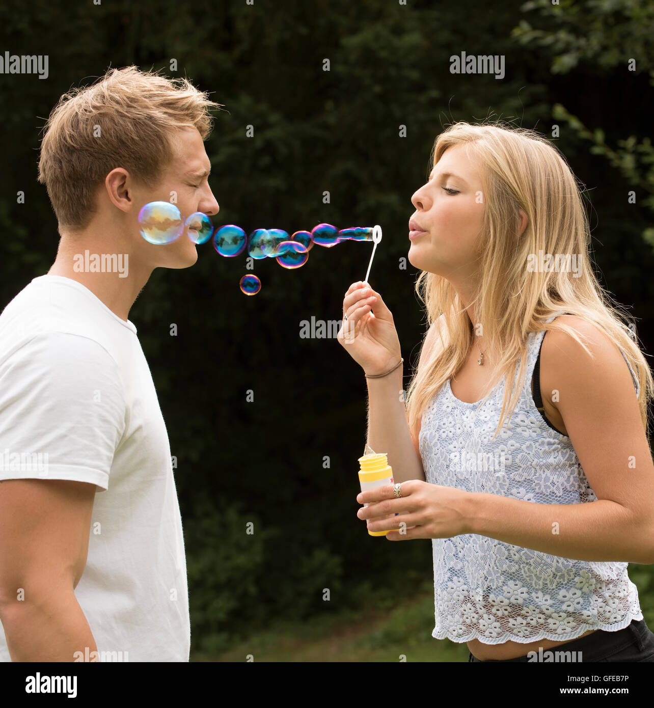 RMGFEB7P–TEENAGER. 