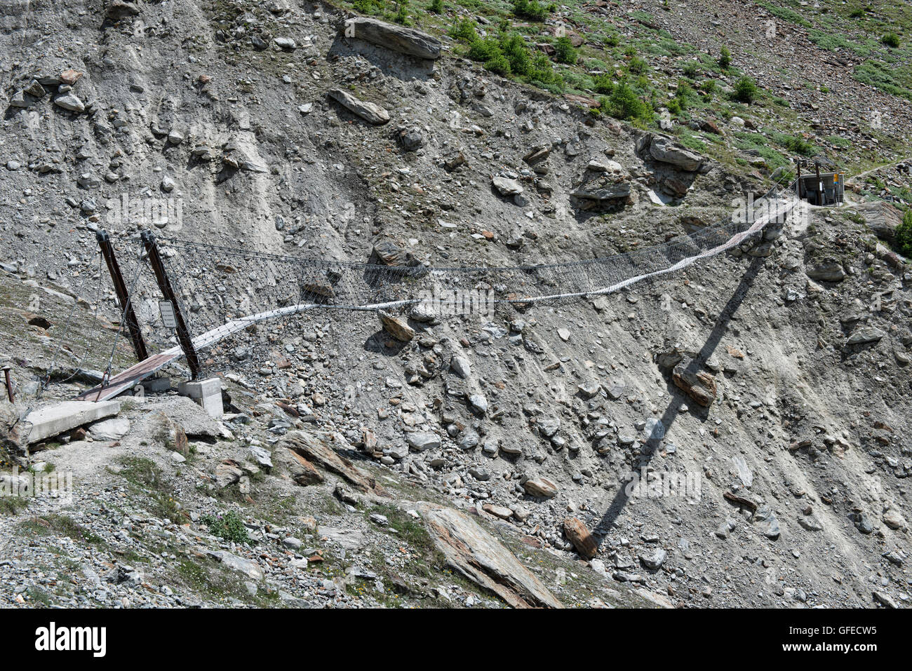 Suspension bridge across a landslide on the Europaweg Trail near
