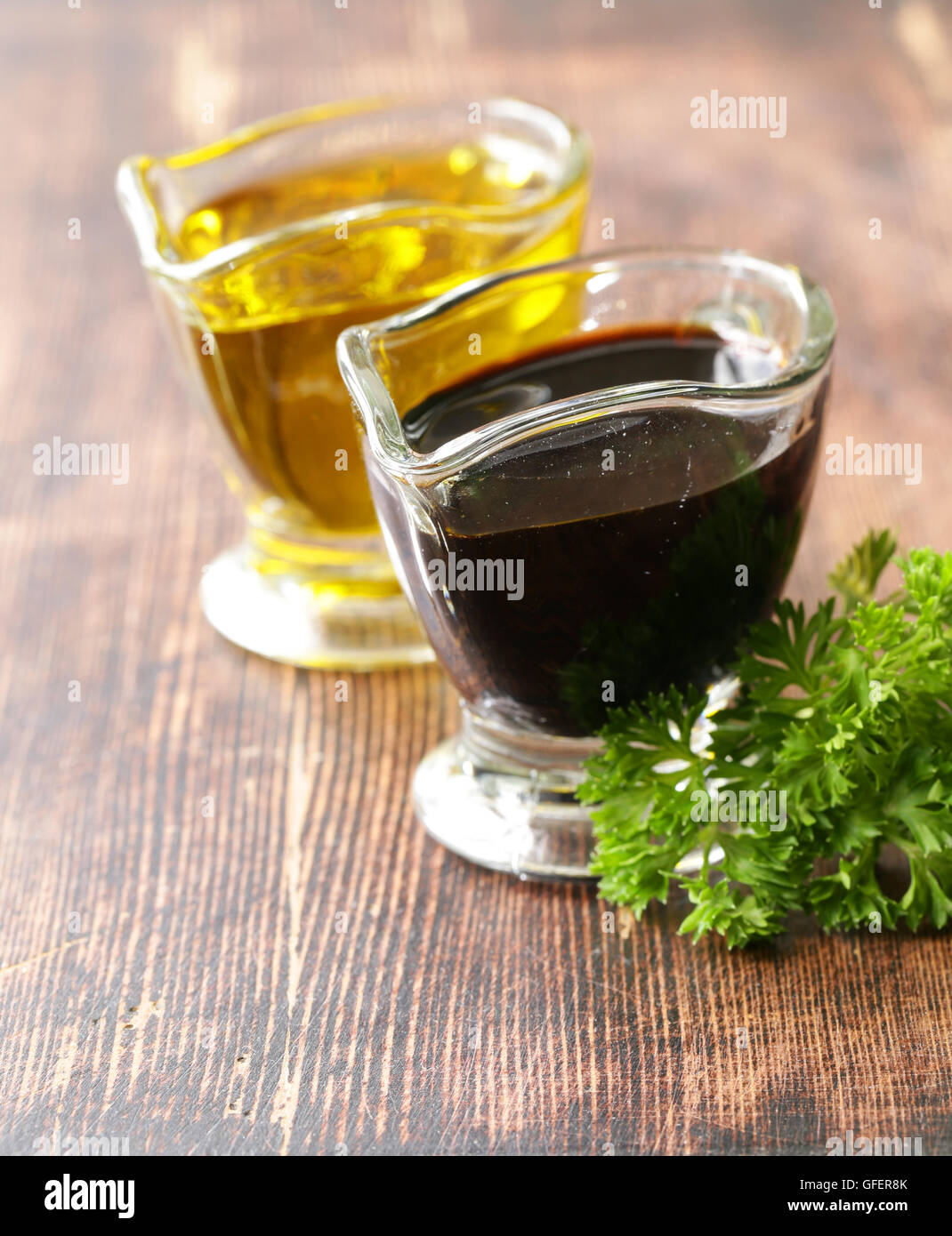 Bottles olive oil balsamic vinegar hires stock photography and images