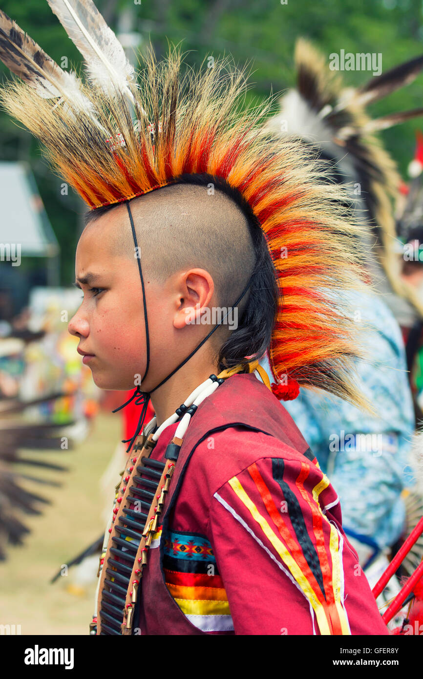 Share 70+ traditional polynesian hairstyles latest - ceg.edu.vn