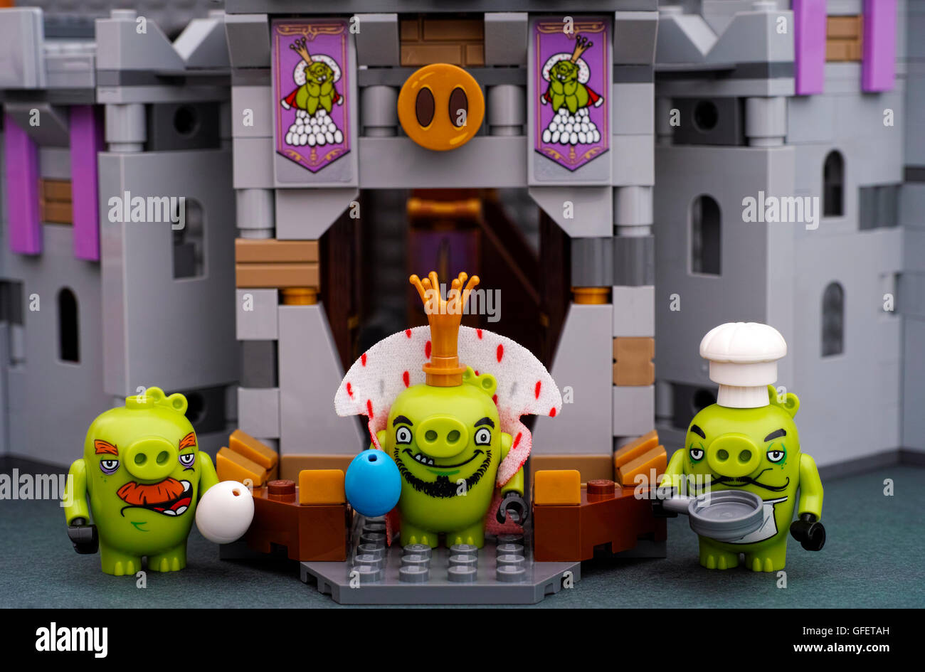 Angry birds pig High Resolution Stock Photography and Images - Alamy