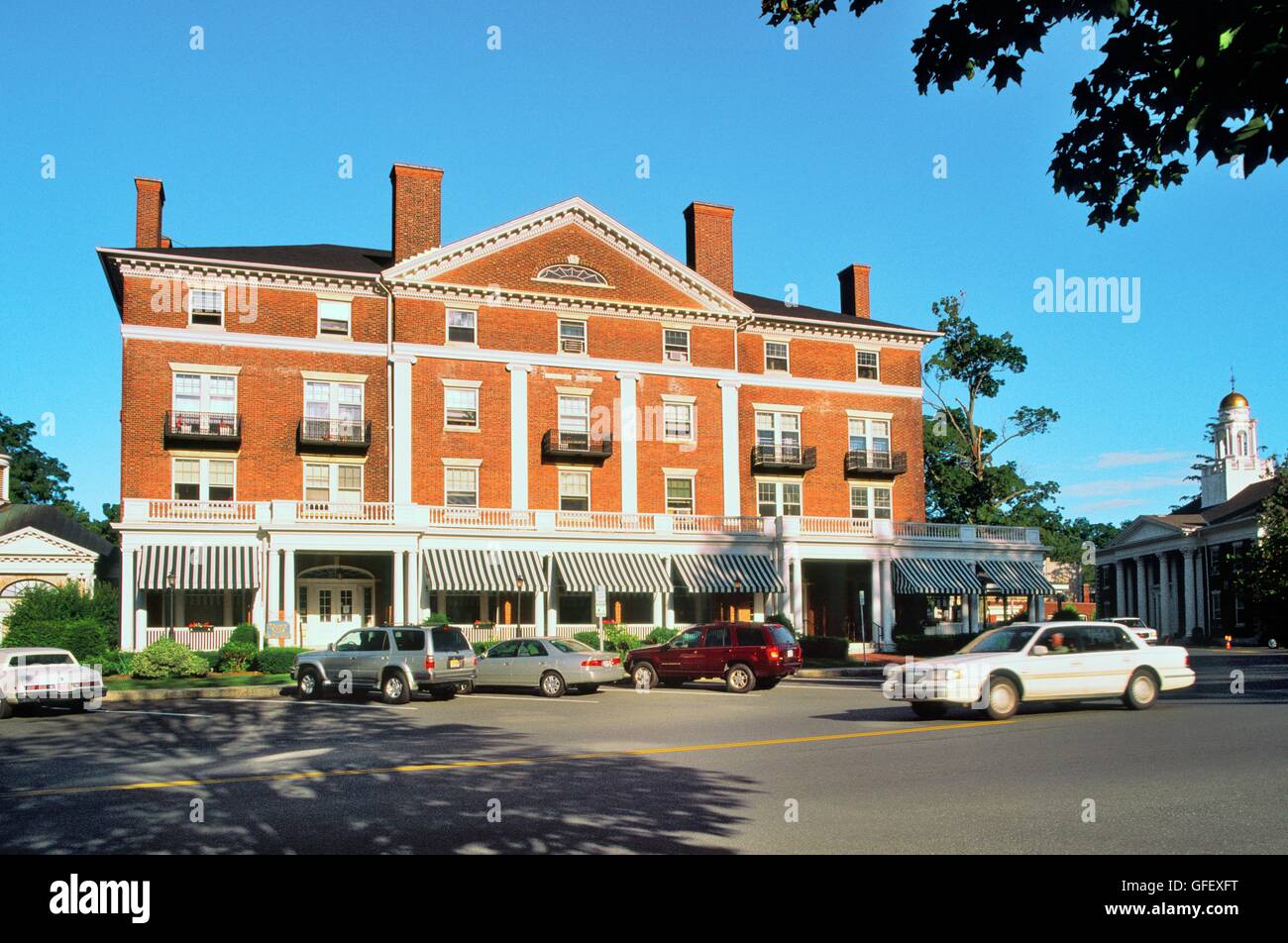 Town of Lenox, in the Berkshires,west Massachusetts. Red brick Curtis Hotel building dates from 1829. Boston Symphony festivals at nearby Tanglewood Stock Photo