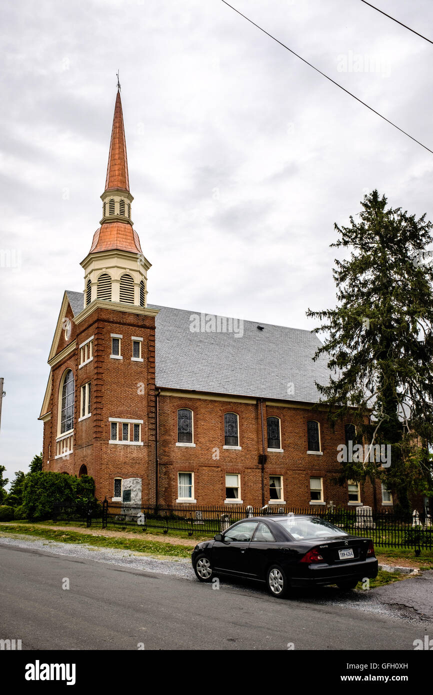 Berryville Baptist Church, 114 Academy Street, Berryville, Virginia