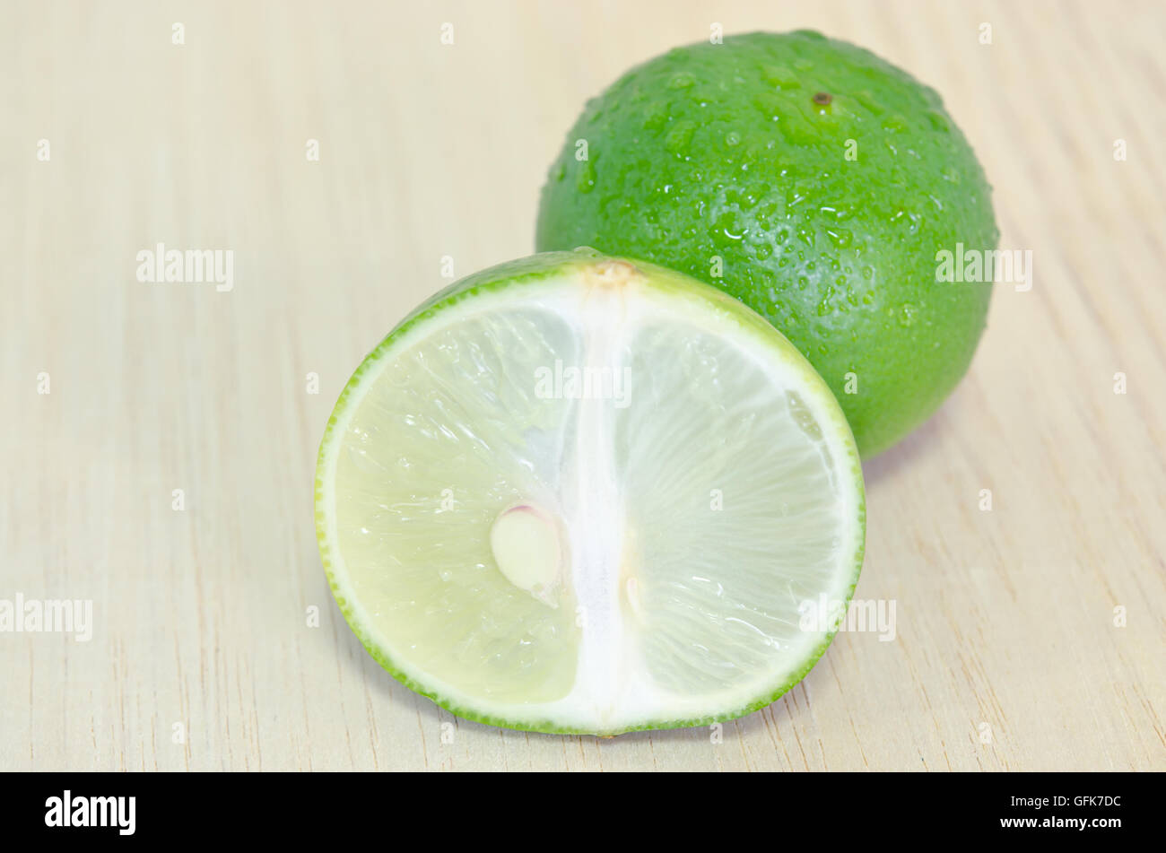 Lemon fruit (Other names are lime in French, citrus fruit, lime green
