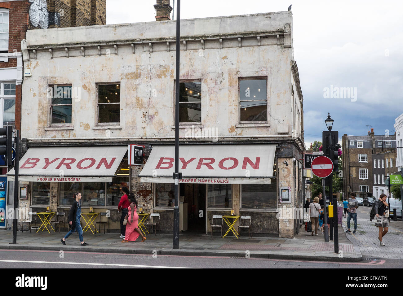 London, UK. 29th July, 2016. A branch of the Byron hamburger chain in Upper Street, Islington. Stock Photo