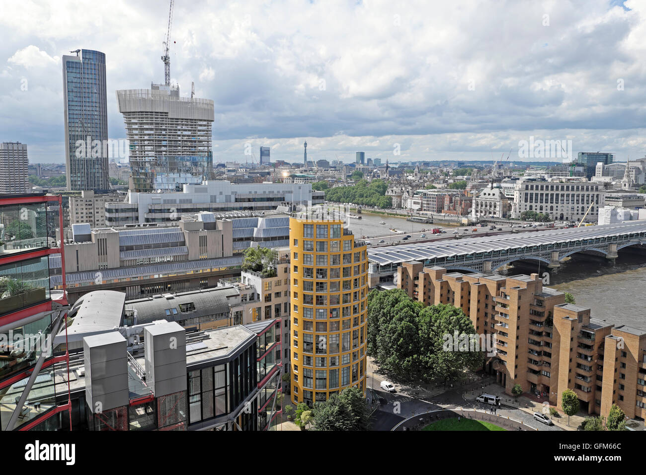 View west over the city towards from the new Tate Modern Switch House extension viewing platform South London UK  KATHY DEWITT Stock Photo