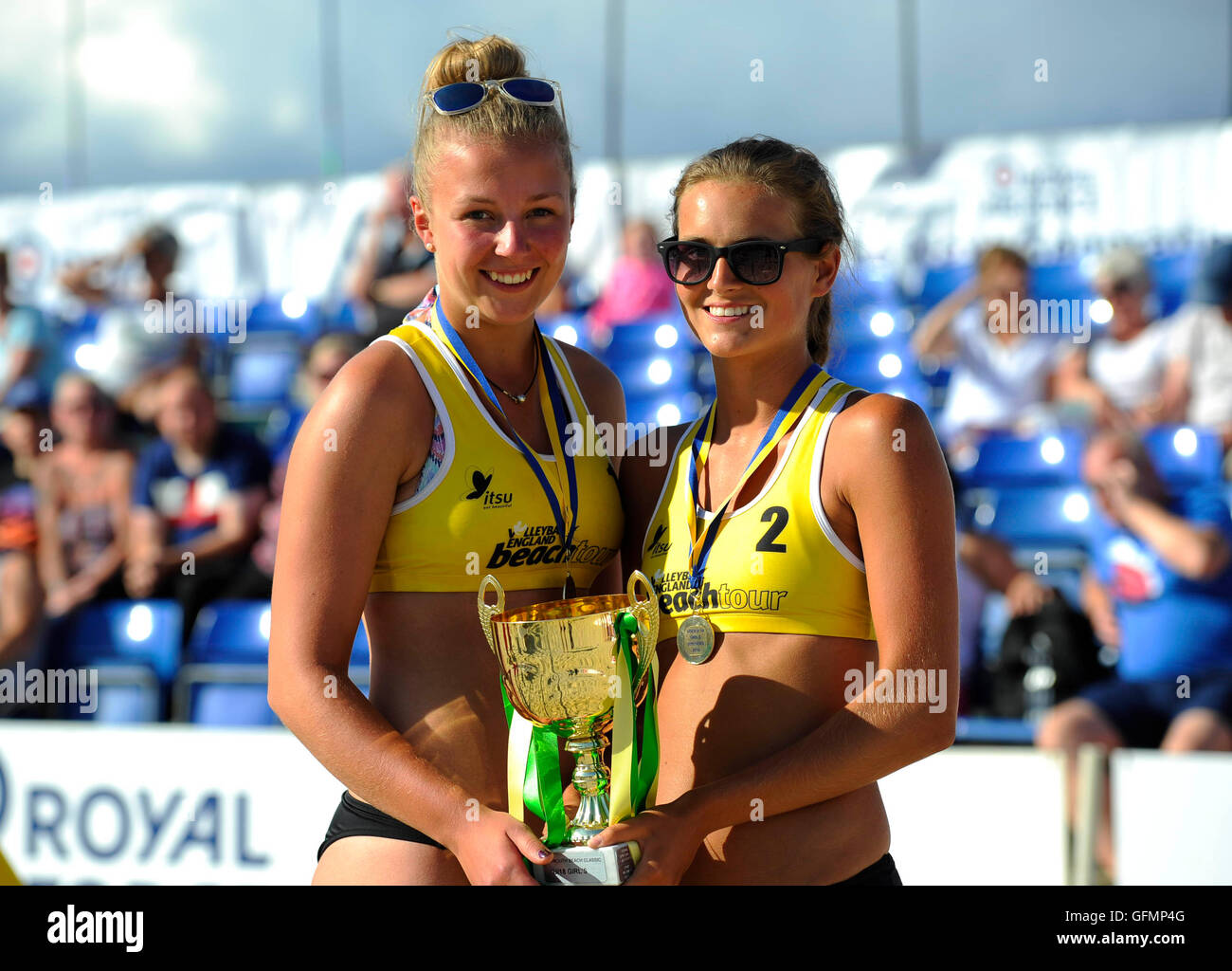 Weymouth, Dorset, UK. 31st July 2016. Yasmin Kaashoek and Zoe Baxter