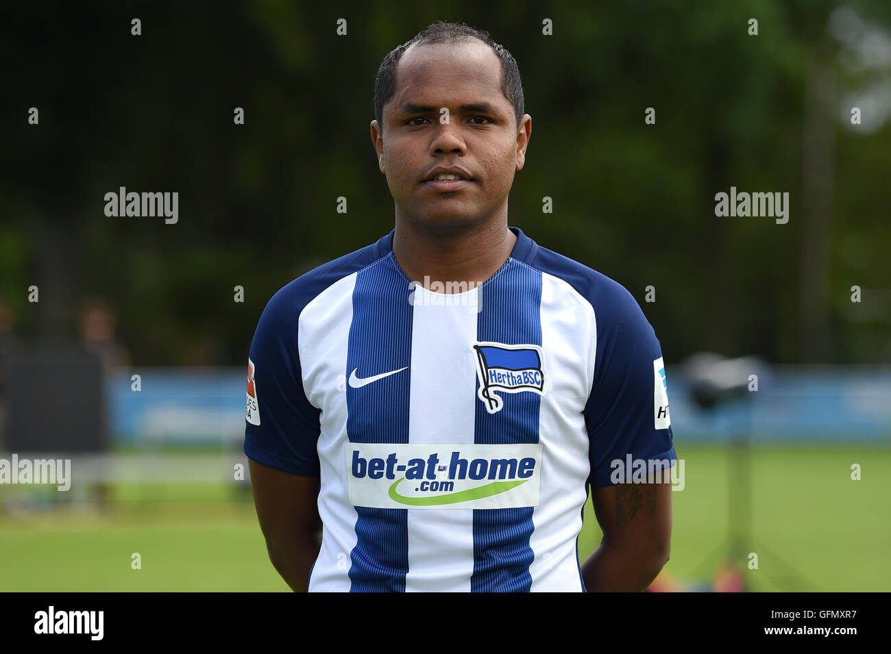 German Bundesliga Season 16 17 Photocall Hertha Bsc On 12 June 16 In Berlin Germany Ronny Photo Britta Pedersen Dpa Usage Worldwide Stock Photo Alamy