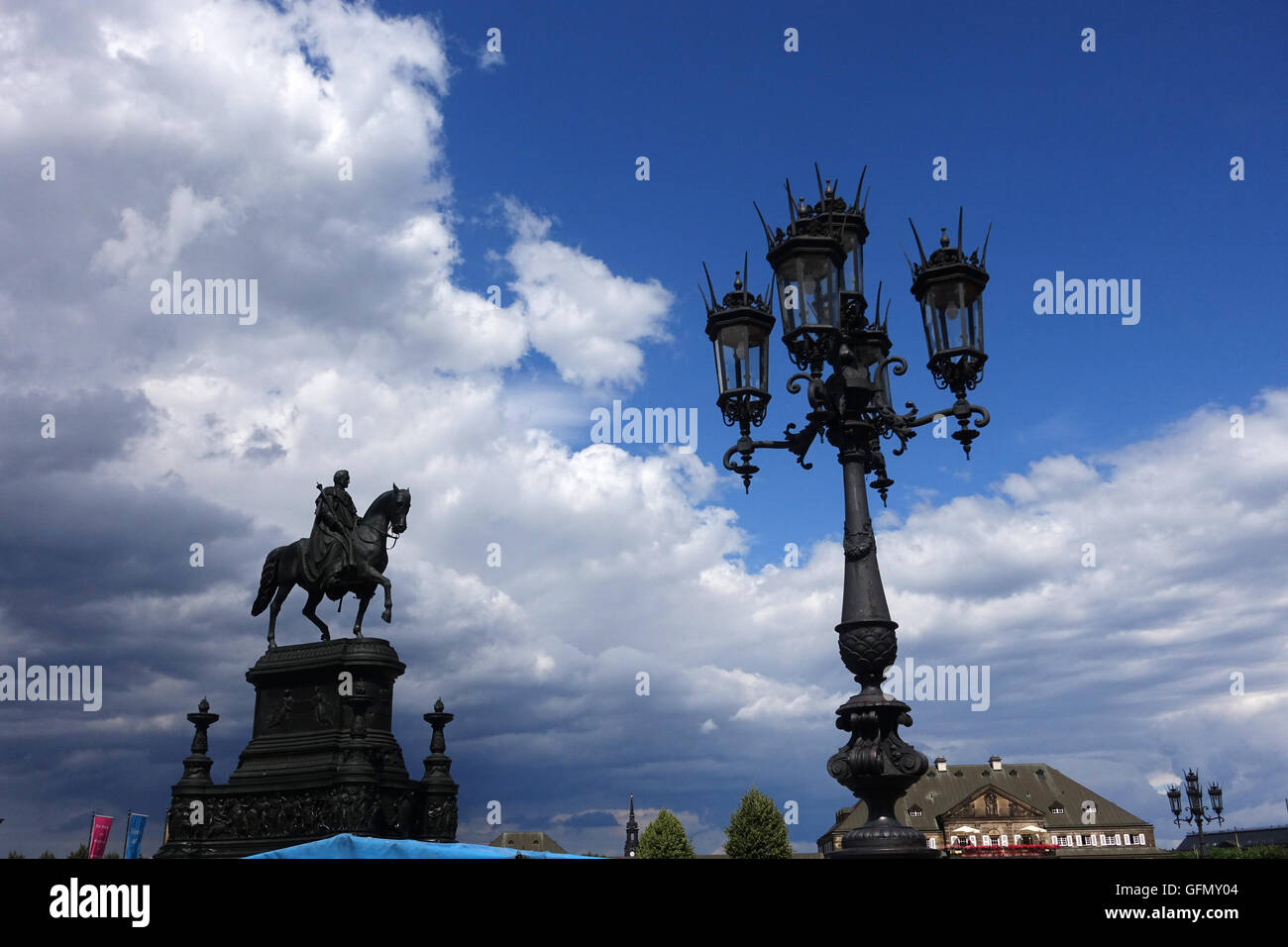 Dresden, Germany. 30th July, 2016. The monument of Johann von Sachsen can be seen at Theatre Square in Dresden, Germany, 30 July 2016. PHOTO: JENS KALAENE/dpa/Alamy Live News Stock Photo