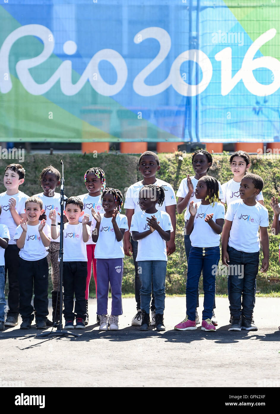 Rio De Janeiro, Brazil. 1st Aug, 2016. Children sing a song in the ...