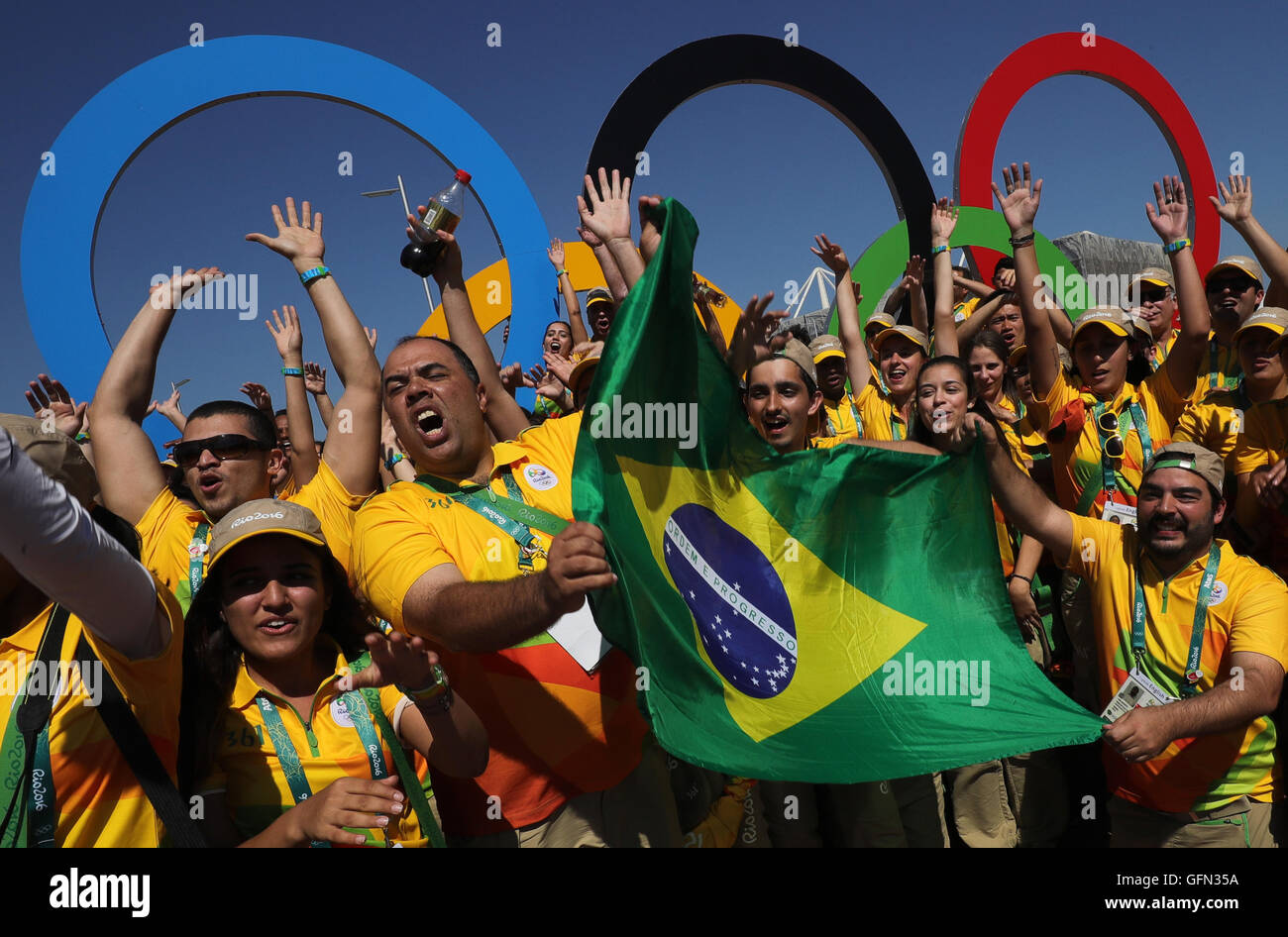 Rio De Janeiro Brazil 1st Aug 2016 Volunteers Cheer In Front Of The Rio De Janeiro Brazil 1st Aug 2016 Volunteers Cheer In Front Of The