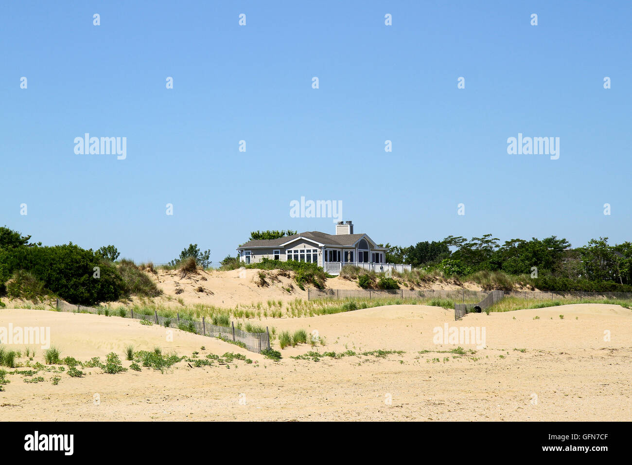 A house overlooking the beach at Bayshore Waterfront Park, Port Monmouth, New Jersey Stock Photo