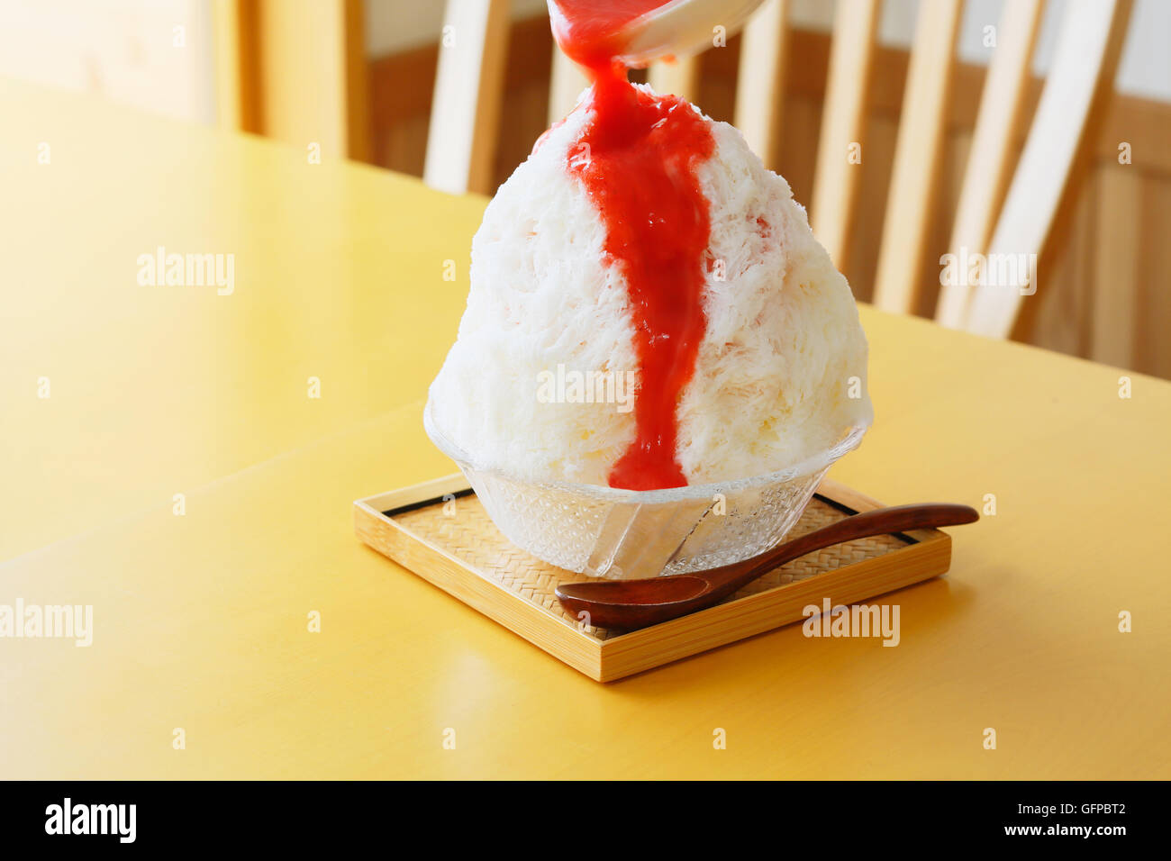 Japanese style shaved ice Stock Photo Alamy