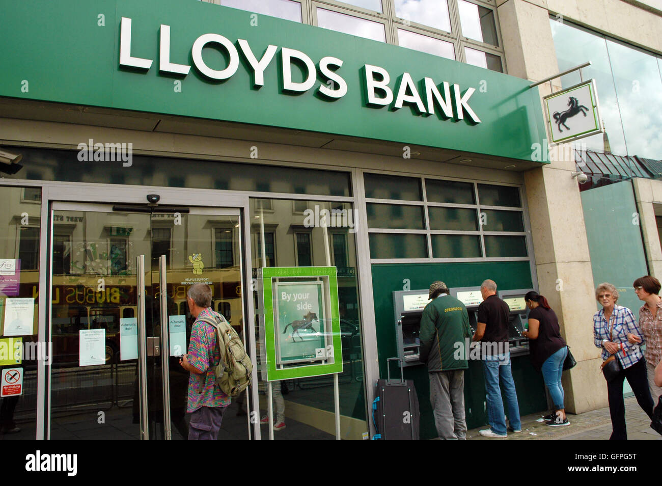 London, UK, 29 July 2016, Lloyds Bank The Strand. Lloyds announces job and branch cuts. Stock Photo