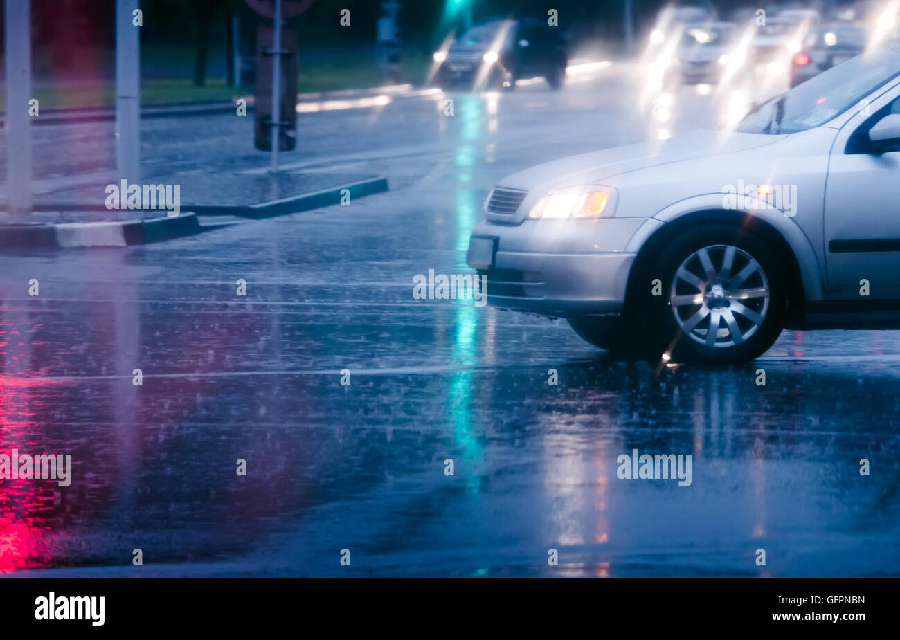 Looking through car window in the rain Stock Photo Alamy