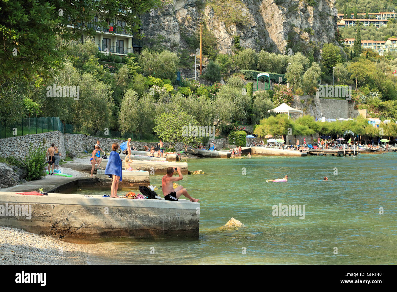 Limone sul garda beach hi-res stock photography and images - Alamy
