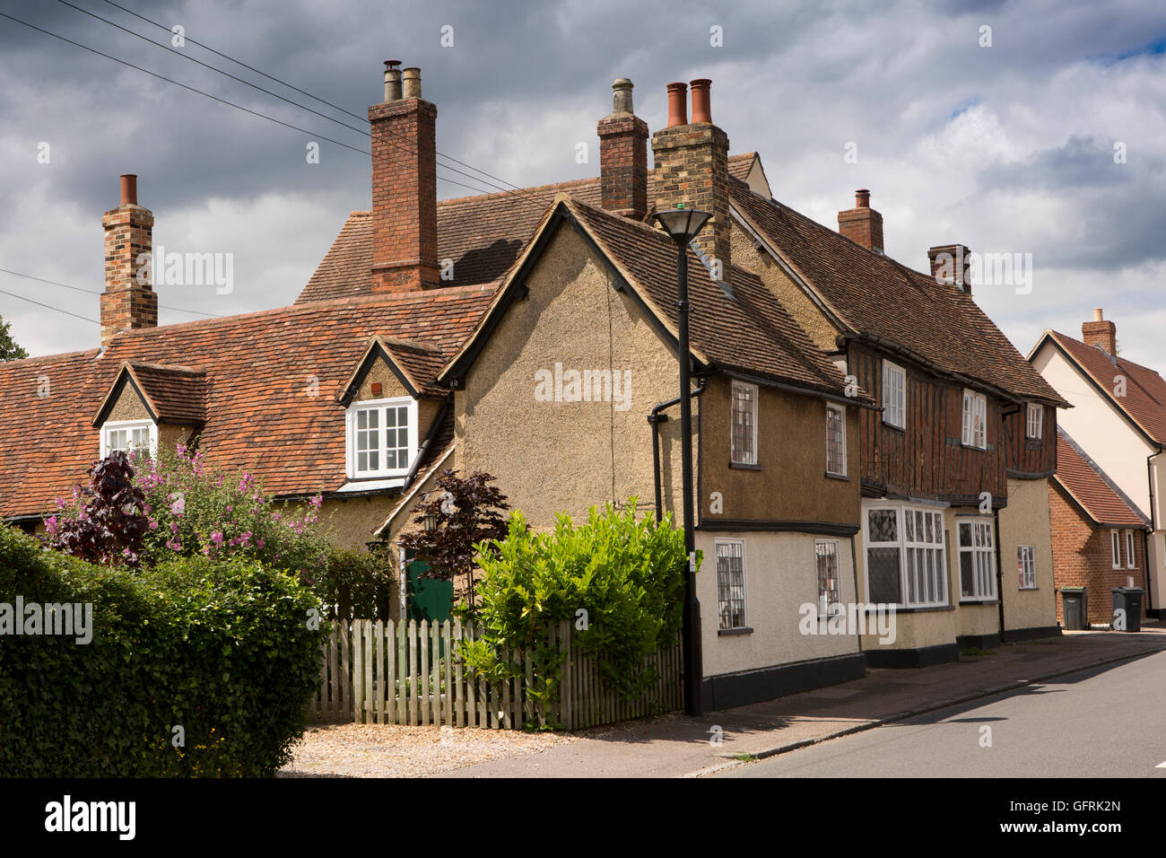 UK, England, Bedfordshire, Elstow, High Street, historic rendered, timber-framed house Stock Photo