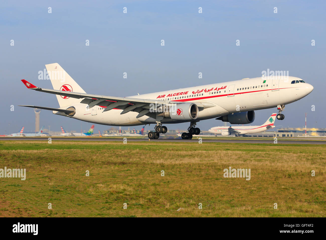 Cdg hi-res stock photography and images - Alamy