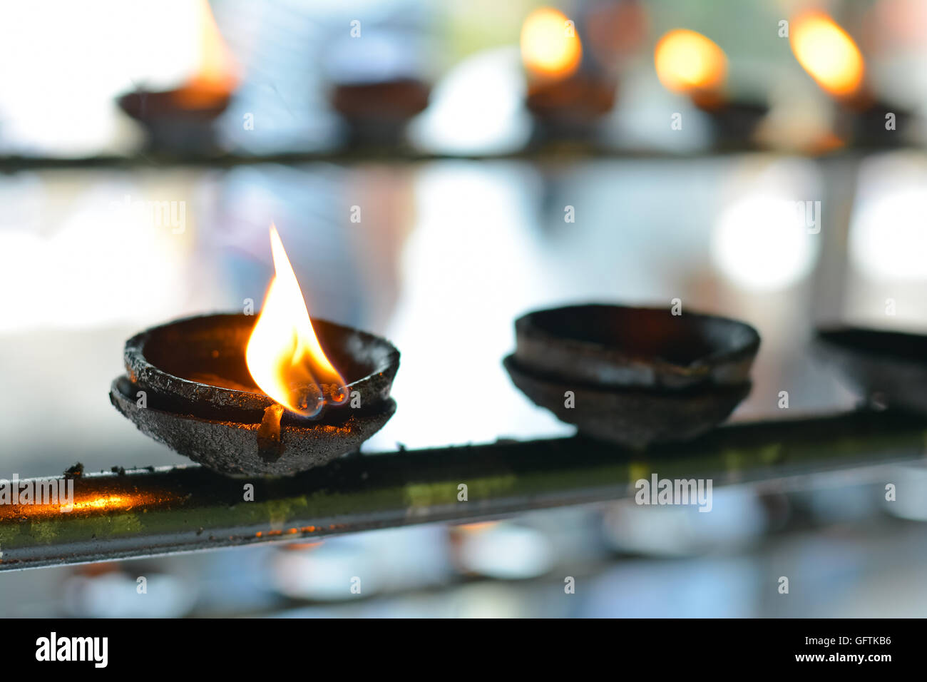 Traditional Sri Lankan Clay Oil Lamps Stock Photo Alamy
