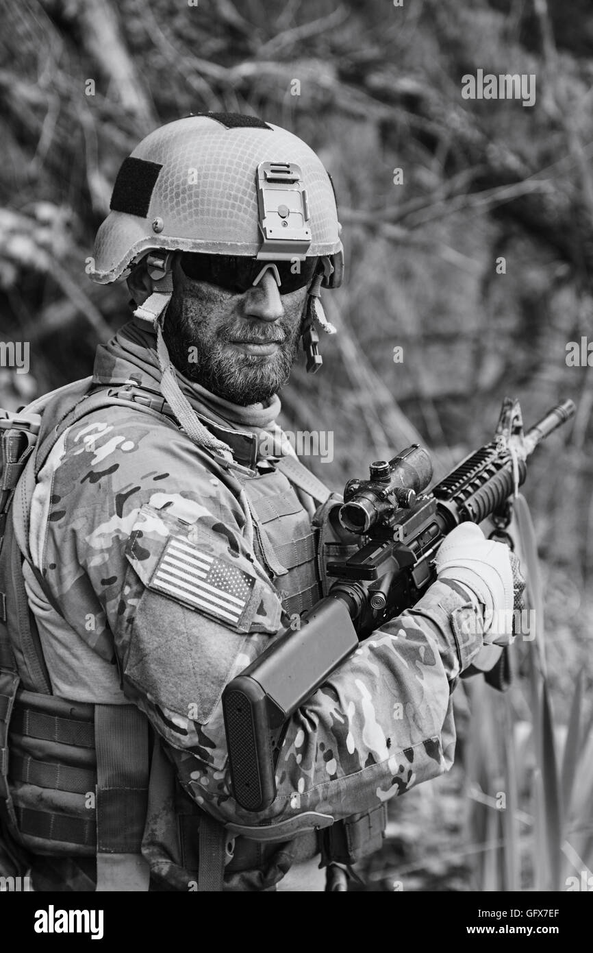 Green Beret in action Stock Photo - Alamy