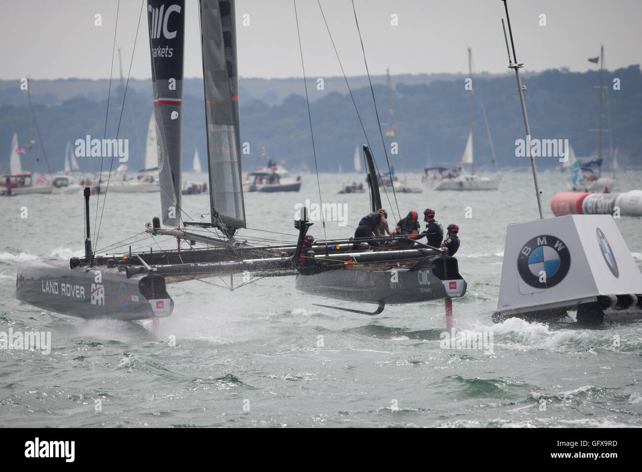 Land Rover Sailing Event Team bar sailing hi-res stock photography and images - Alamy