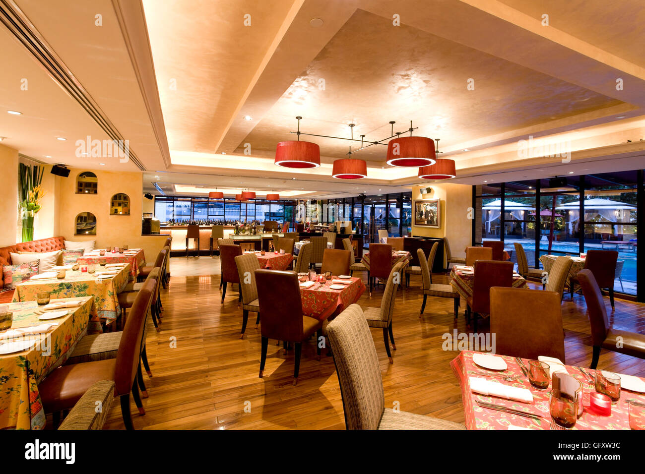 Bistro Bistros Stock Photos & Bistro Bistros Stock Images Alamy