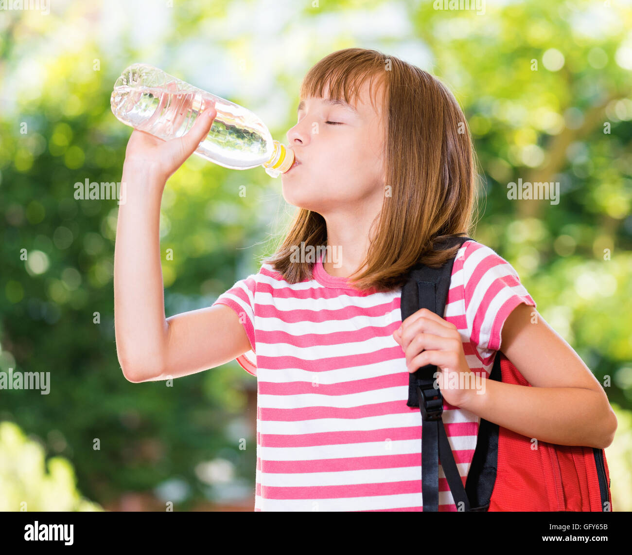 Girl Teen with Drink Water Bottle for Suggest To Drinking Water Stock Image  - Image of cute, clean: 158394385