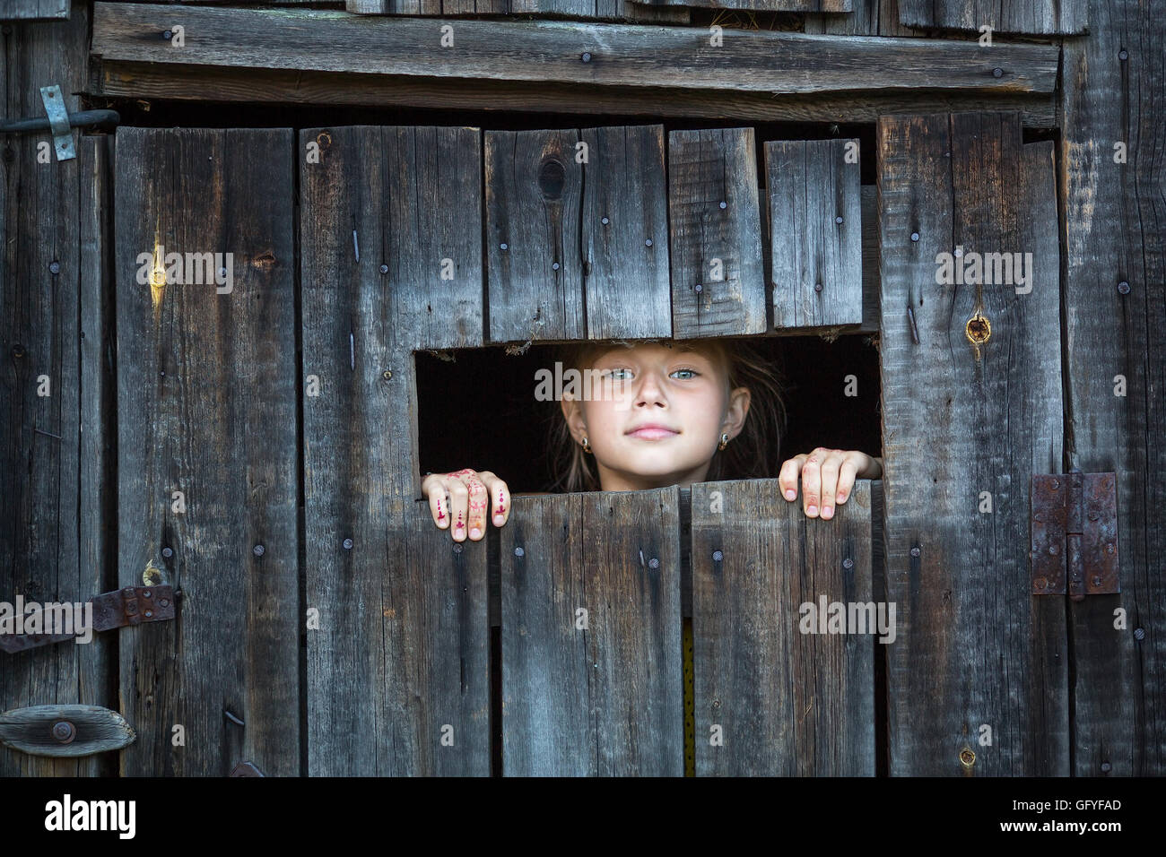 Girl Peeping High Resolution Stock Photography And Images Alamy