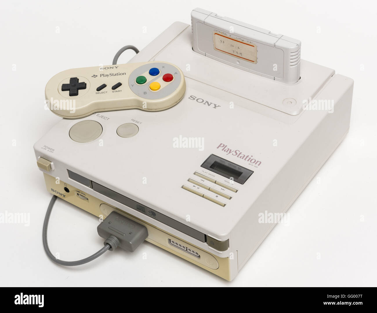 Hong Kong, Hong Kong S.A.R, China. 1st Dec, 2015. The ultra rare 1991 Nintendo  Sony Playstation prototype games console on display at HMV Central Hong  Kong. Terry Diebold has discovered an ultra-rare